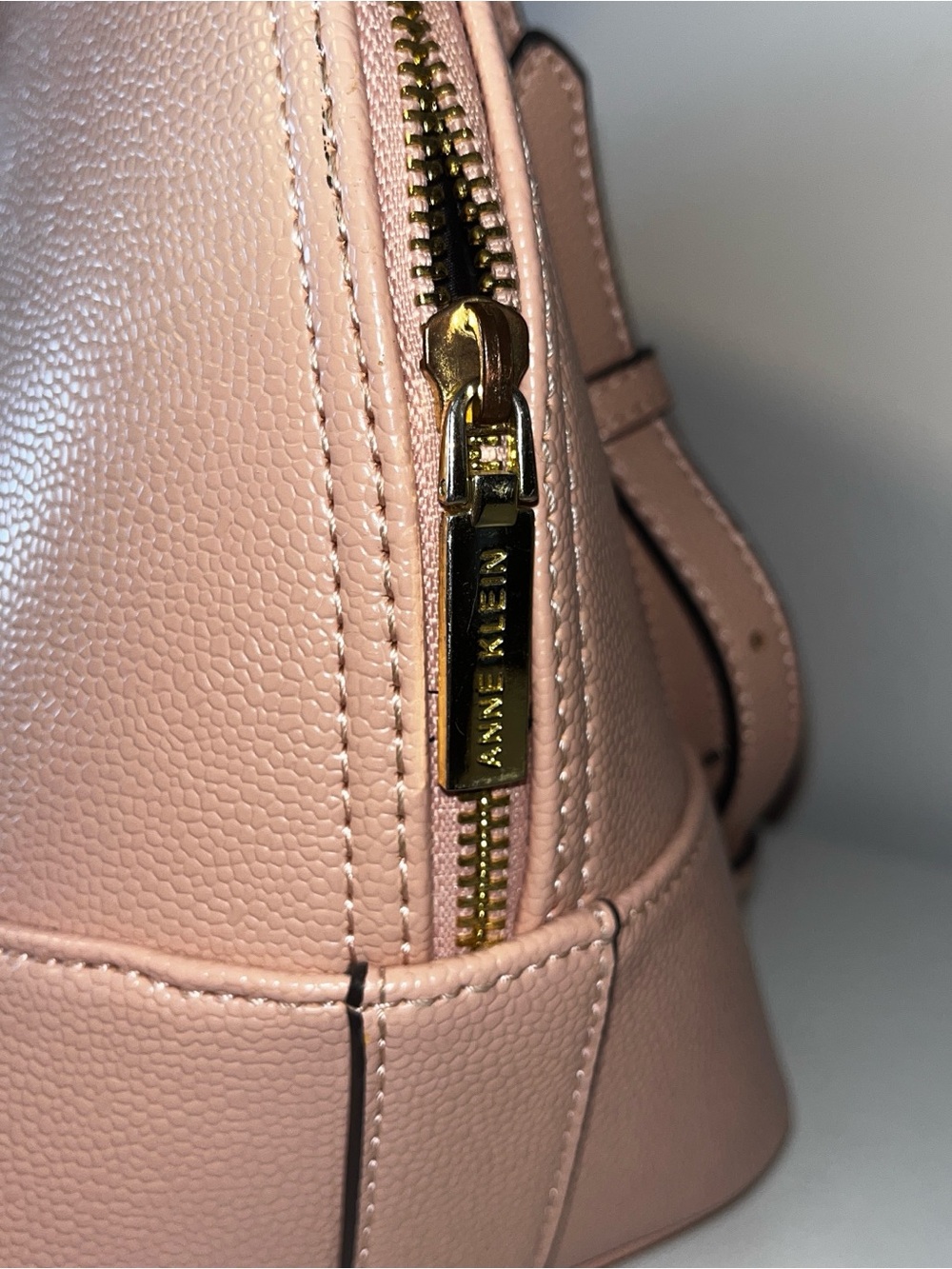 Anne Klein Bag, Mauve Pink Dome Satchel - Picture 5 of 11